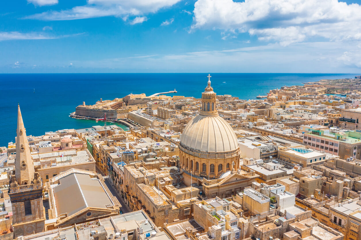 Malta Var Och När Kan Man Bada? Havstemperaturen Månad För Månad