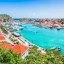 När kan man bada i Gustavia: havstemperatur månad efter månad
