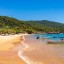 När kan man bada i Ilha Grande: havstemperatur månad efter månad