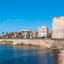 När kan man bada i Alghero: havstemperatur månad efter månad