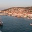 När kan man bada i Trogir: havstemperatur månad efter månad